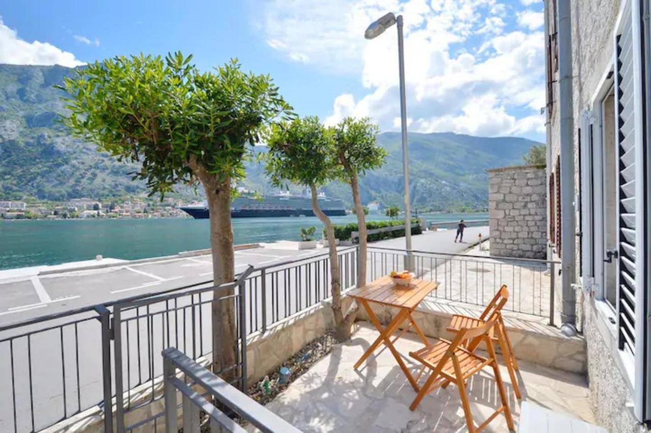 Апартаменты Cosy Front Line With Sea Access At Your Door Step